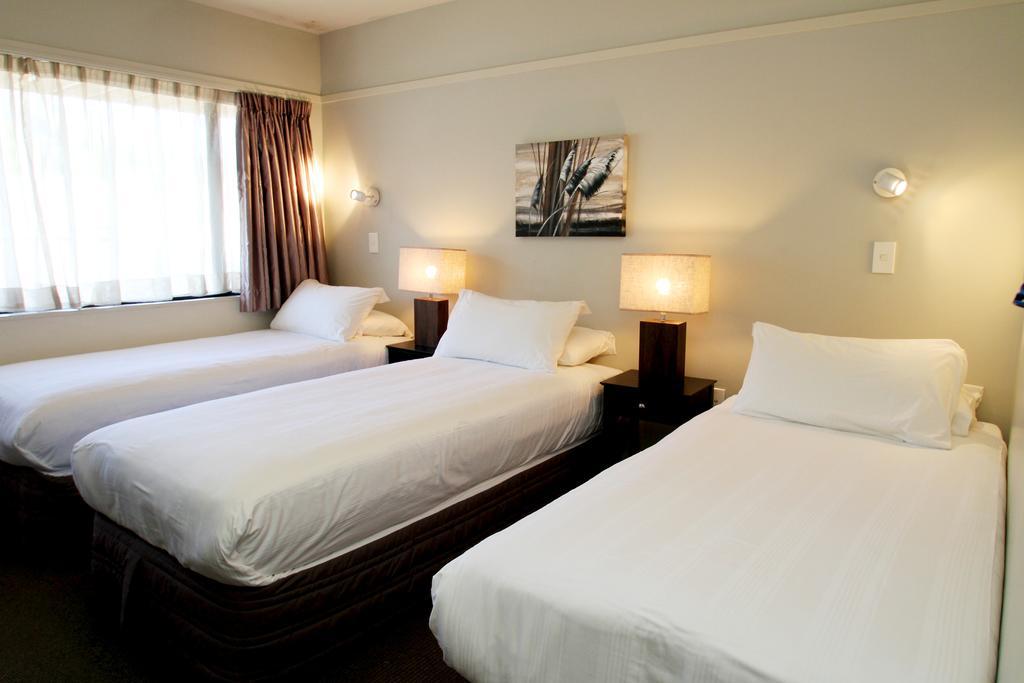 Aloha Lodge Beachside Accommodation Нелсън Екстериор снимка
