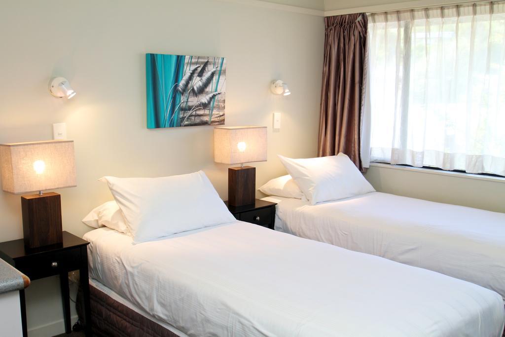 Aloha Lodge Beachside Accommodation Нелсън Екстериор снимка