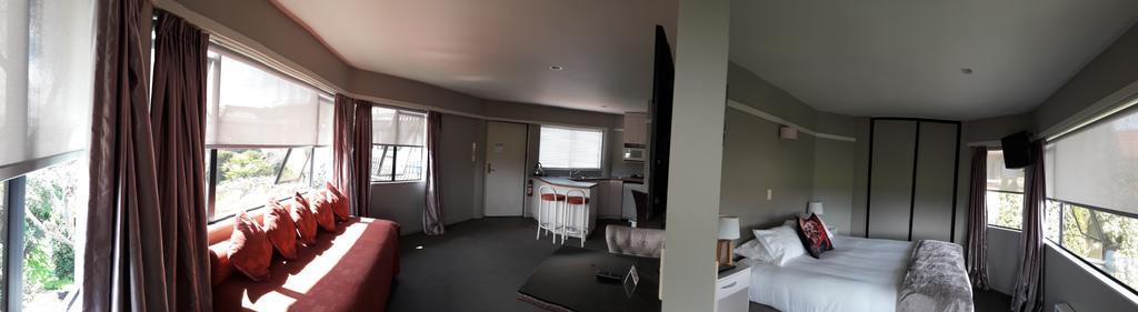 Aloha Lodge Beachside Accommodation Нелсън Екстериор снимка