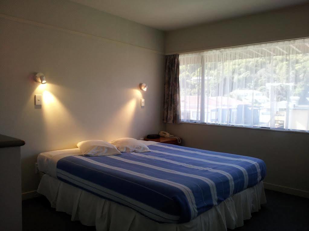 Aloha Lodge Beachside Accommodation Нелсън Екстериор снимка
