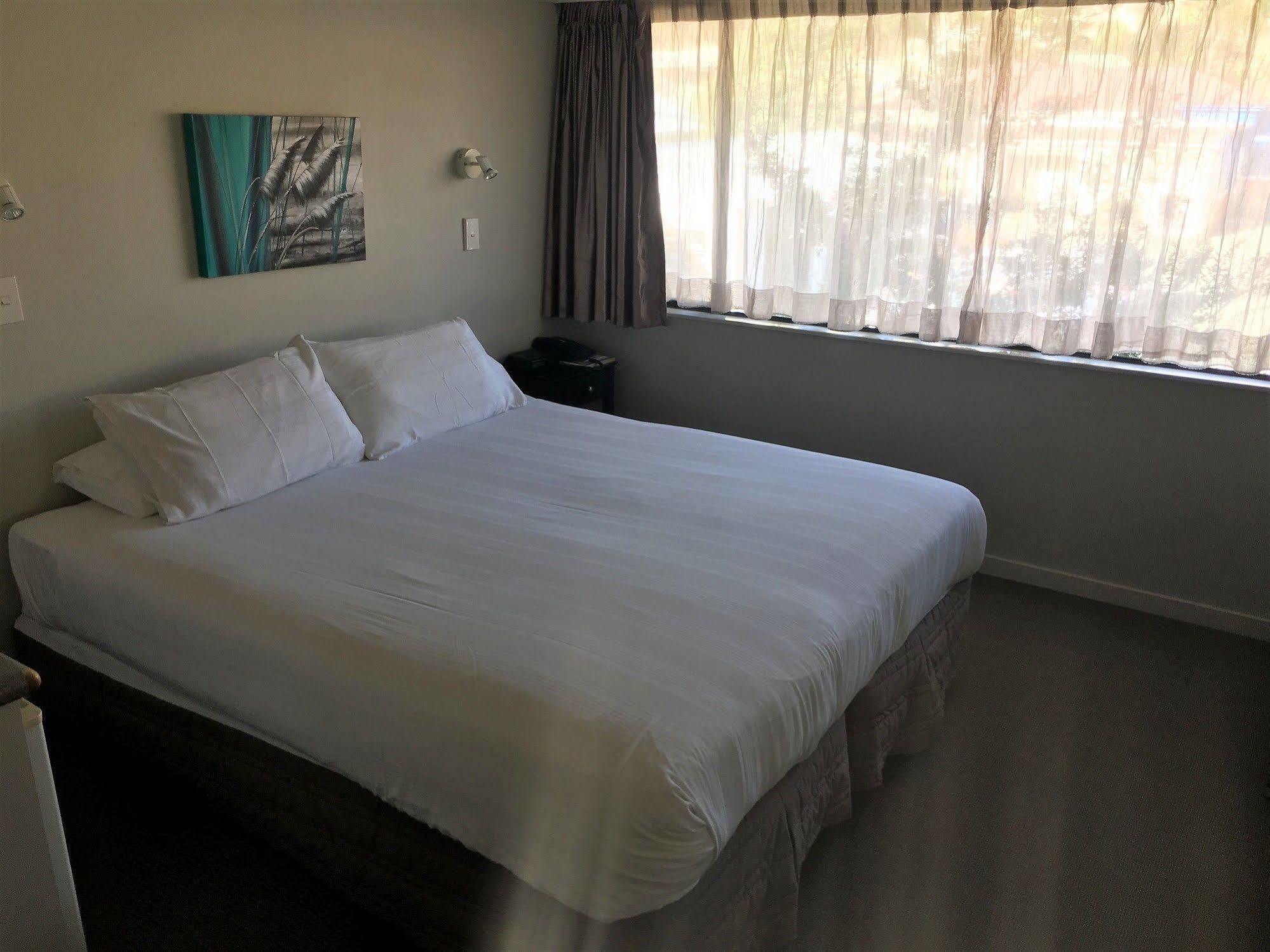 Aloha Lodge Beachside Accommodation Нелсън Екстериор снимка